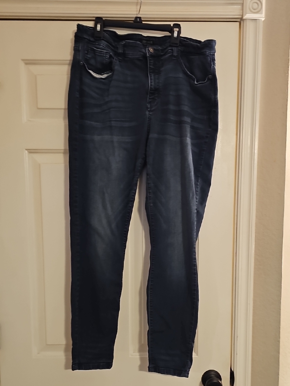 Judy Blue Faded Dark Blue Skinny Jeans